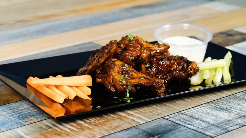 Ollie Sports Bar & Grill